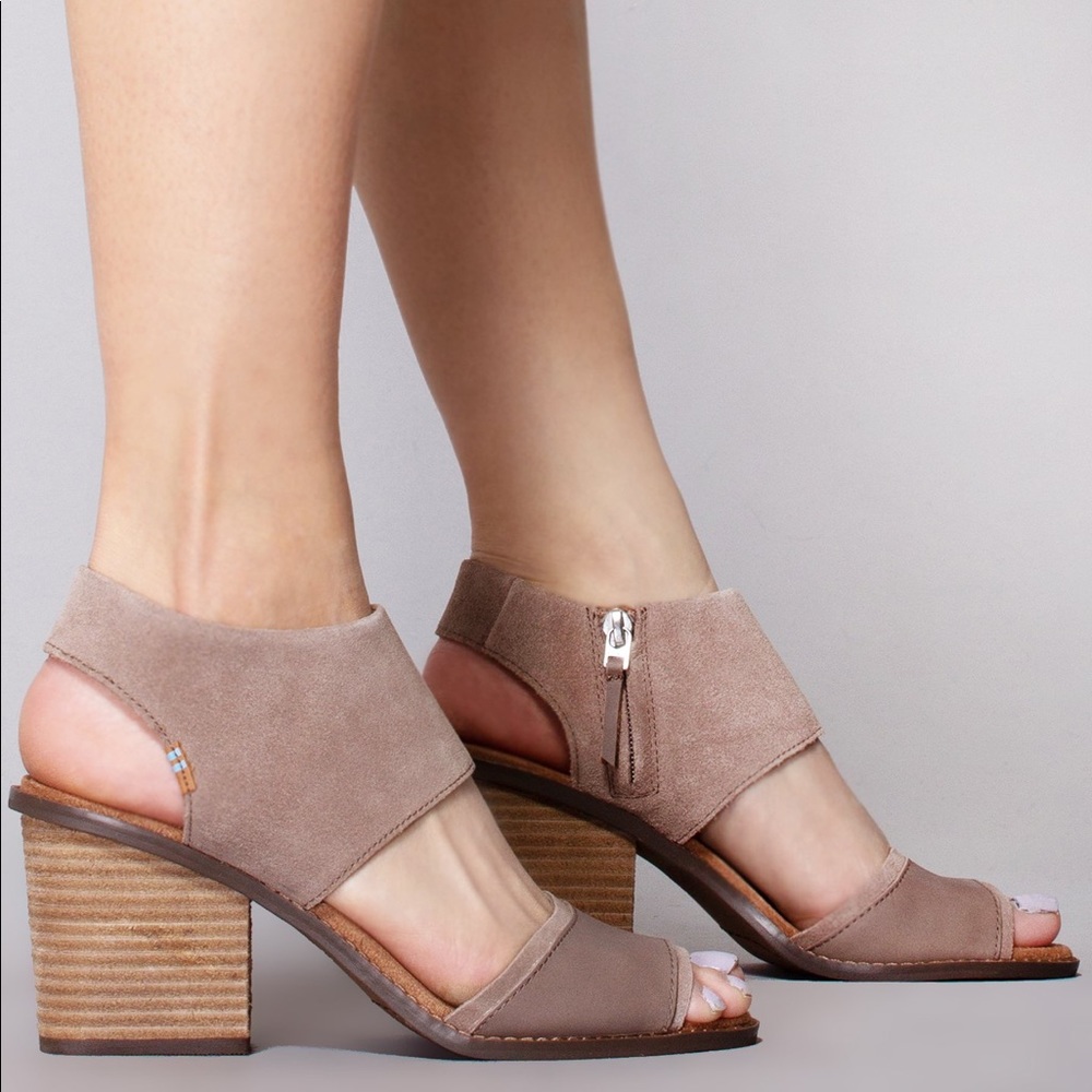 TOMS | Majorca Suede Block Sandals Taupe Grey